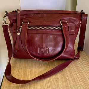 Fossil Genuine Red Leather Purse 2015, gently used